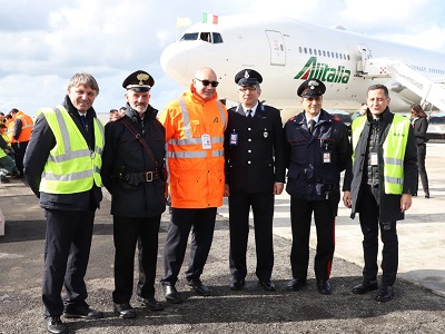 Agenti della Polizia Penitenziaria in servizio a Fiumicino