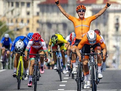 L'arrivo della prova in linea del ciclismo femminile a Minsk 2019