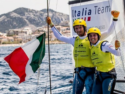 Vittorio Bissaro e Maelle Frascari trionfatori nel Nacra 17 a Marsiglia - FOTO CONI