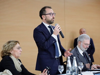 Il ministro Bonafede saluta i 323 neo funzionari del servizio sociale - Roma, 22 gennaio 2020