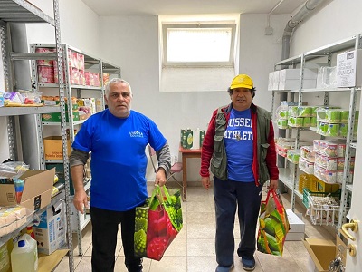 400x300 detenuti-di-isola-solidale-generi-alimentari-per-famiglie-fragili