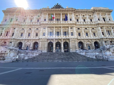 PALAZZO DI GIUSTIZIA PALAZZACCIO PIAZZA CAVOUR CORTE