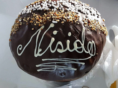 Panettone confezionato a Nisida