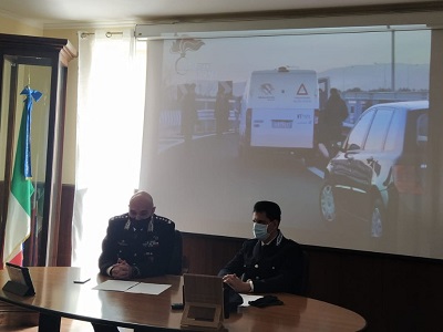 Momento della conferenza stampa operazione congiunta carabinieri-polizia penitenziaria 11 dicembre 2020 a Viterbo