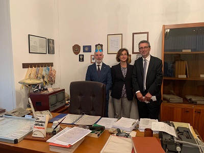 400x300 scrivania falcone cartabia palermo