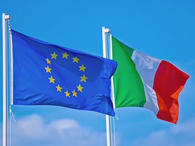 Bandiere dell'Italia e dell'Europa