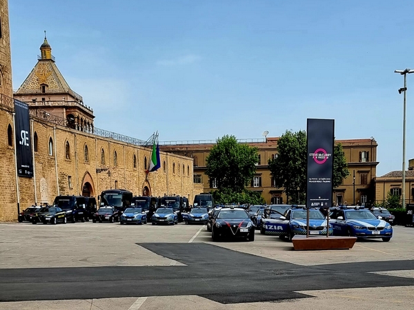 Le Forze dell'ordine a Palermo per la Conferenza Europea dei Procuratori