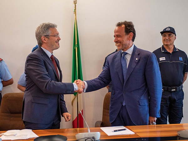 Firma protocollo Dap-Agenzia delle dogane