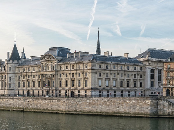 Cour de Cassation, Paris 2 April 2014 (Wikimedia Commons)