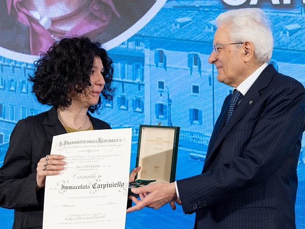 Immacolata Carpiniello_Mattarella_onoreficenze motu proprio (Credit: Quirinale)