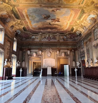 (Foto del Ministero della Giustizia - non autorizzato l'uso esterno) Sala dei busti di Castel Capuano