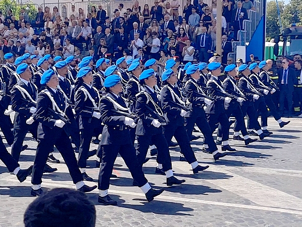 Compagnia della Polizia Penitenziaria alla Parata del 2 giugno (credits Ministero della Giustizia)