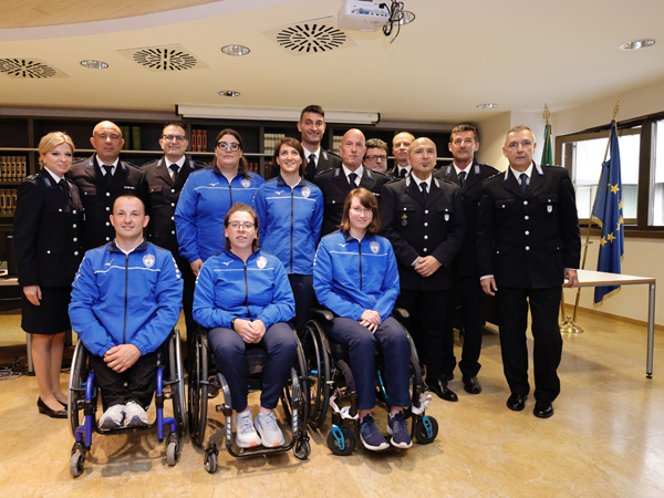 I 5 nuovi atleti paralimpici delle Fiamme Azzurre (credits Ministero della Giustizia)