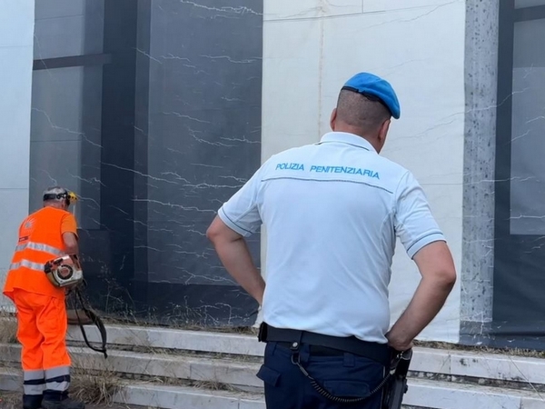 Detenuti impegnati nella pulizia del verde nelle aree interessate dal 2023 Hankook Rome E-Prix