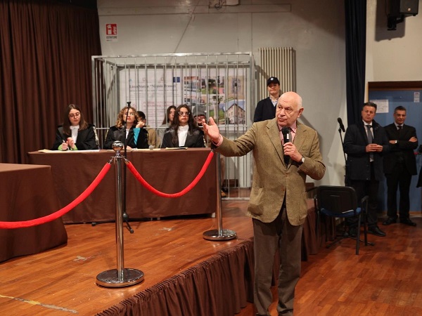 Caivano - processo simulato con Nordio