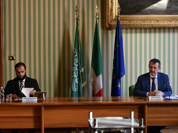 Delmastro e Bashir Bin Omar Almofadda in sala Livatino (foto del Ministero della giustizia - Raffaella Tallarico)