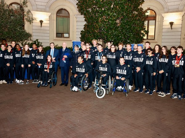 Fiamme azzurre olimpiche e paralimpiche Parigi 2024 (foto del Ministero della giustizia)