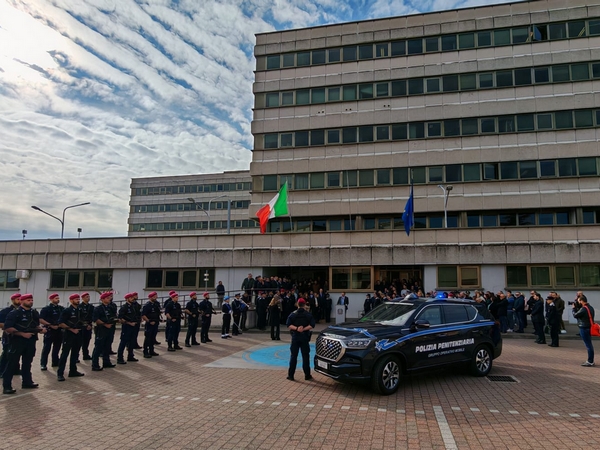 Nuova autovettura supertecnologica per trasporto detenuti 41-bis