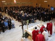 Papa Francesco apre la Porta Santa (Dicastero per la Comunicazione, Città del Vaticano)