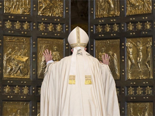 A Rebibbia Francesco apre la Porta della Speranza