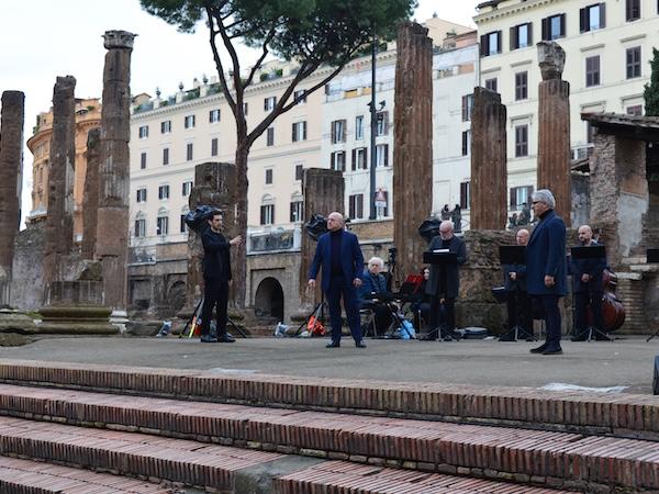 2cesare addamuri copertina spettacolo (credit mingiustizia)