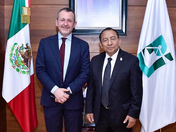 Il sottosegretario alla Giustizia Andrea Delmastro Delle Vedove e il presidente del Tribunale di Giustizia di Città del Messico Rafael Guerra