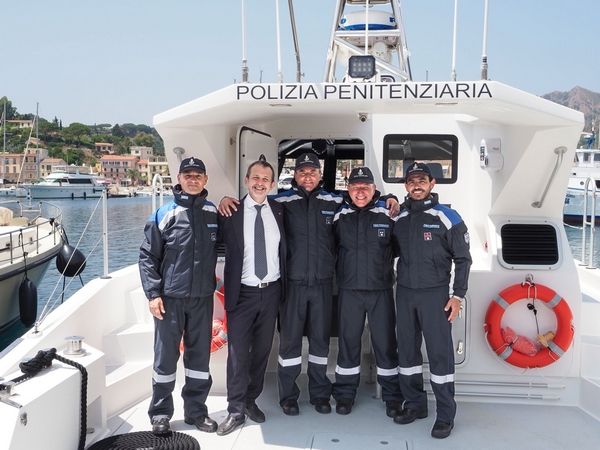 Porto Azzurro: la nuova motovedetta della Penitenziaria (foto di Barbara Cardini)Porto Azzurro: la nuova motovedetta della Penitenziaria (foto di Barbara Cardini)