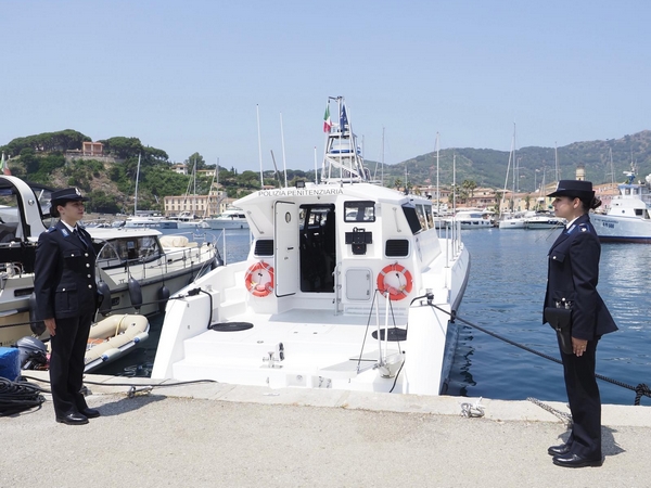 Porto Azzurro: la nuova motovedetta della Penitenziaria (foto di Barbara Cardini)