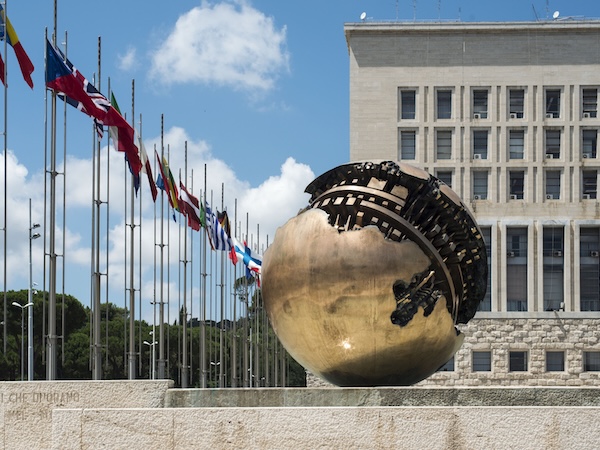 Particolare del piazzale della Farnesina (Credit: Ministero degli Esteri)