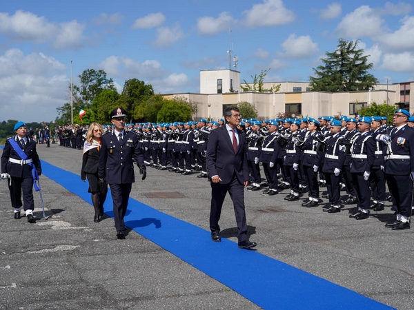 Roma: il giuramento di 203 allievi agenti penitenziari del 186° corso