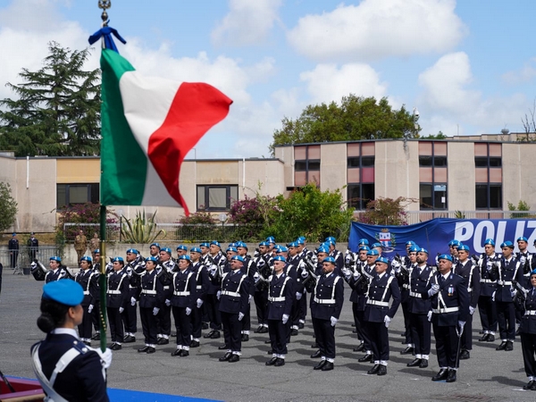 Roma: il giuramento di 203 allievi agenti penitenziari del 186° corso