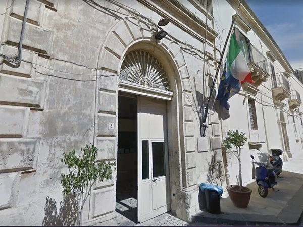 Casa di reclusione di Noto_entrata (Credit: Tutto su Noto/Facebook)