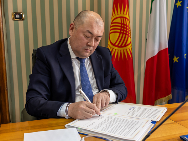 Kirghizistan 090626