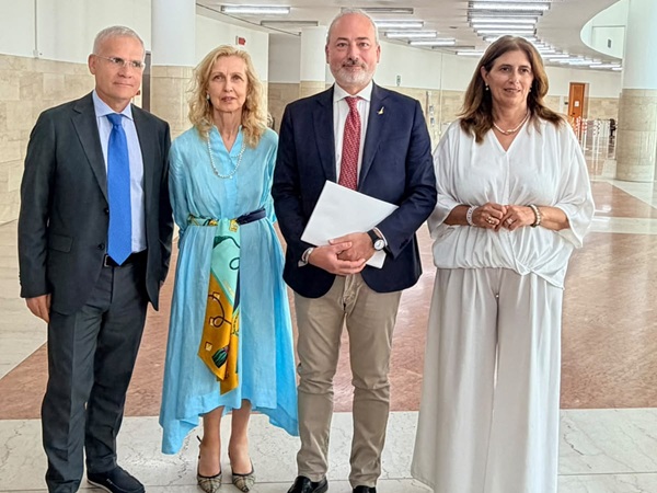 Il sottosegretario Ostellari e la capo Dog Lina Di Domenico in visita al tribunale di Padova