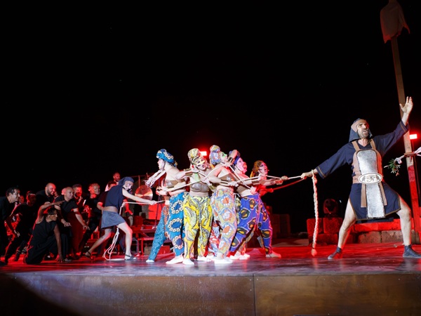 "Le Supplici", Tindari Festival, 23 luglio, adattamento di Moni Ovadia