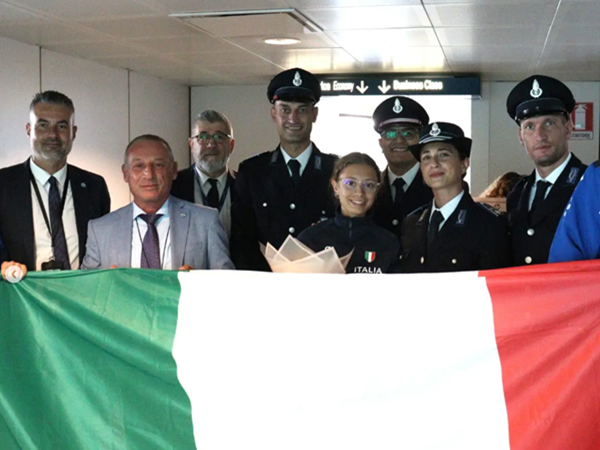 Serena di Fabio accolta all'aeroporto di Fiumicino - 12 agosto 2026 - Foto del Ministero della Giustizia