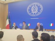 Viceministro Sisto in conferenza dopo il Cdm del 24 settembre 2026 (foto Ministero)