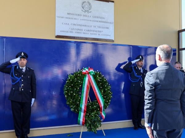Velletri: il carcere intitolato all’agente di custodia Antonio Carotenuto