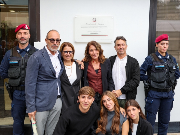 Intitolata al Gen. Enrico Ragosa la sede del GOM